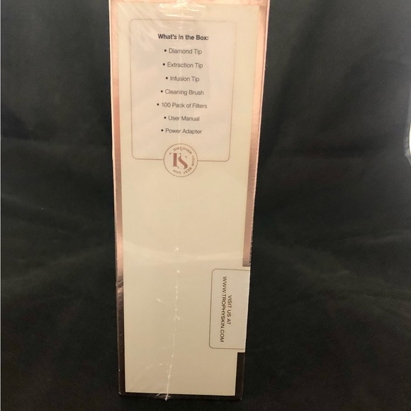 Trophy Skin MicrodermMD Microdermabrasion System - Picture 4 of 7